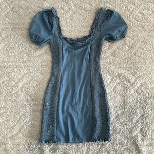Blue Blush Denim Body con Puff Sleeve Mini Dress